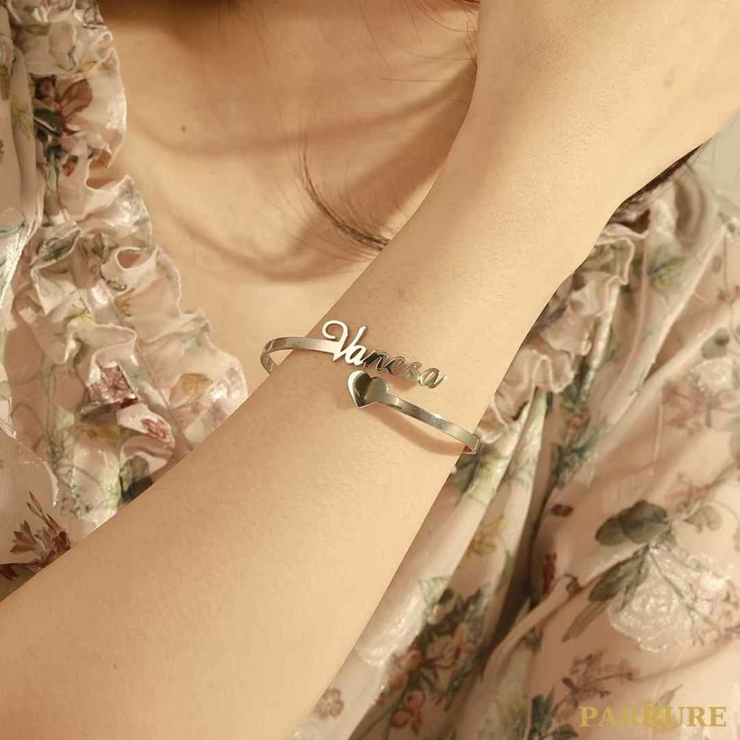 LOVA® - BRACELET COEUR PRÉNOM PERSONNALISÉ